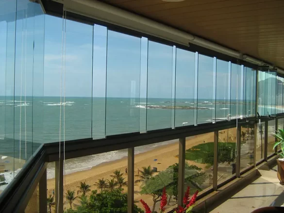 Envidraçamento de Sacada em Praia Grande
